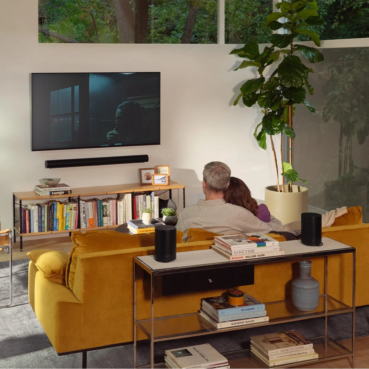 Black Wireless Smart Speaker with Bluetooth J871