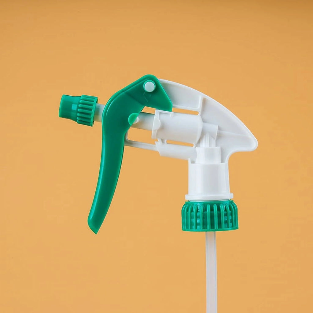 24 Green Heavy-Duty Trigger Sprayers X2549
