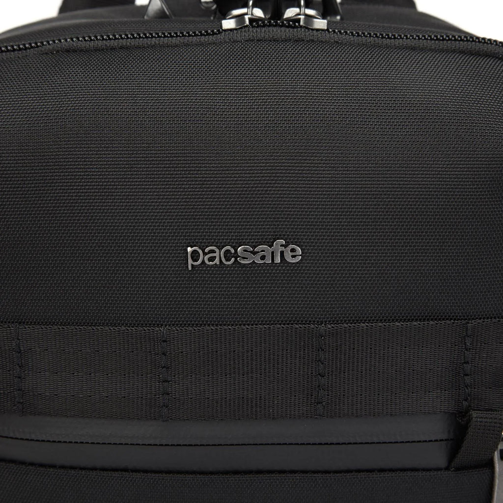 Anti Theft Vertical Crossbody E635684