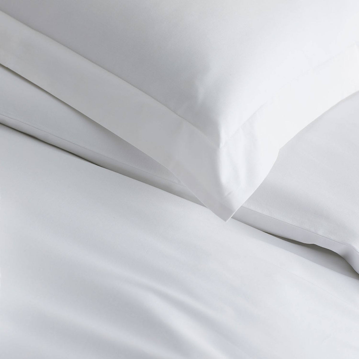 Organic Pearl Gray 300-Thread Count Cotton Percale King Sham D25687