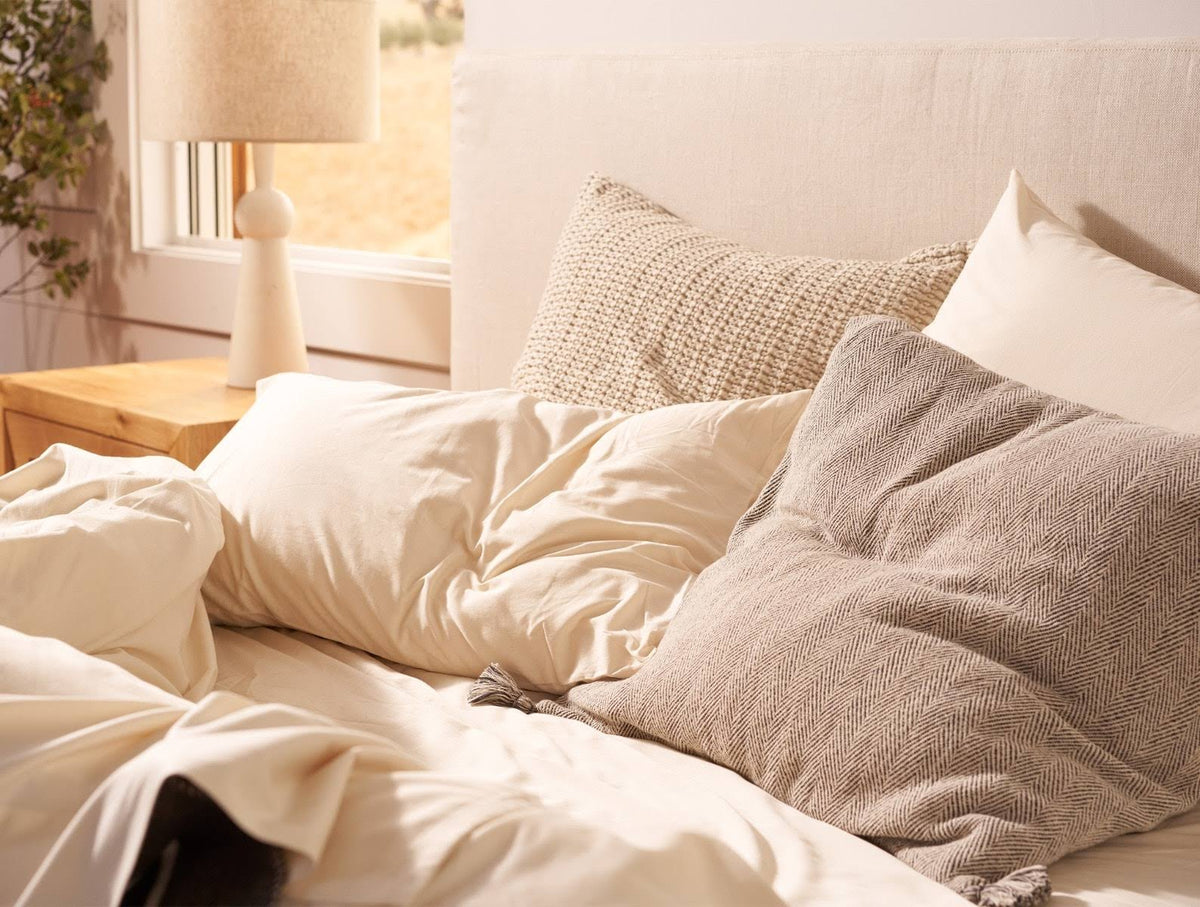 Moonlight Blue Organic Sateen Fitted Sheet L7011