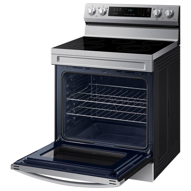 6.3 cu. ft. Smart Freestanding Electric Range with Rapid Boil and Self Clean in Stainless Steel L736606