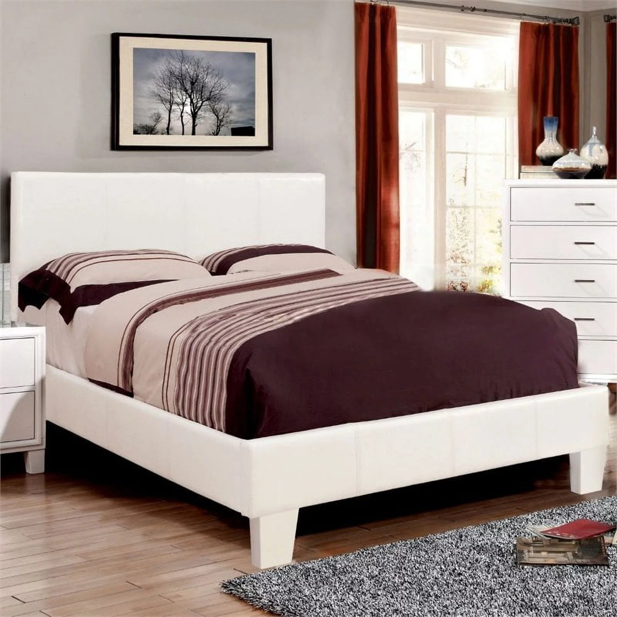 Queen Platform Bed in White D665568