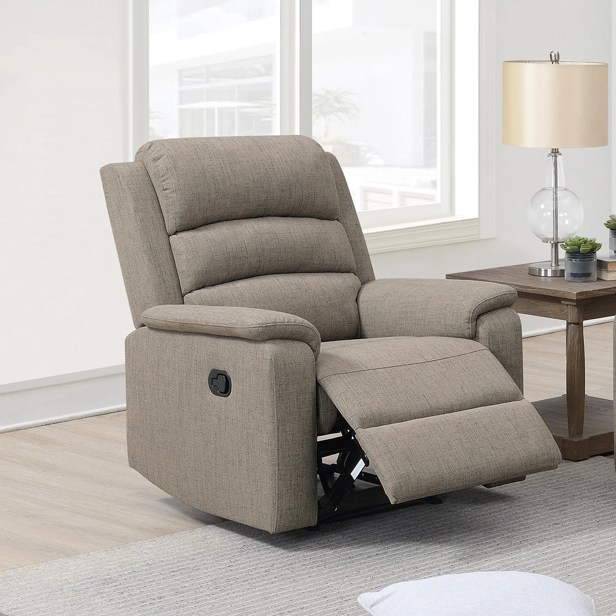 Manual Recliner Q2811
