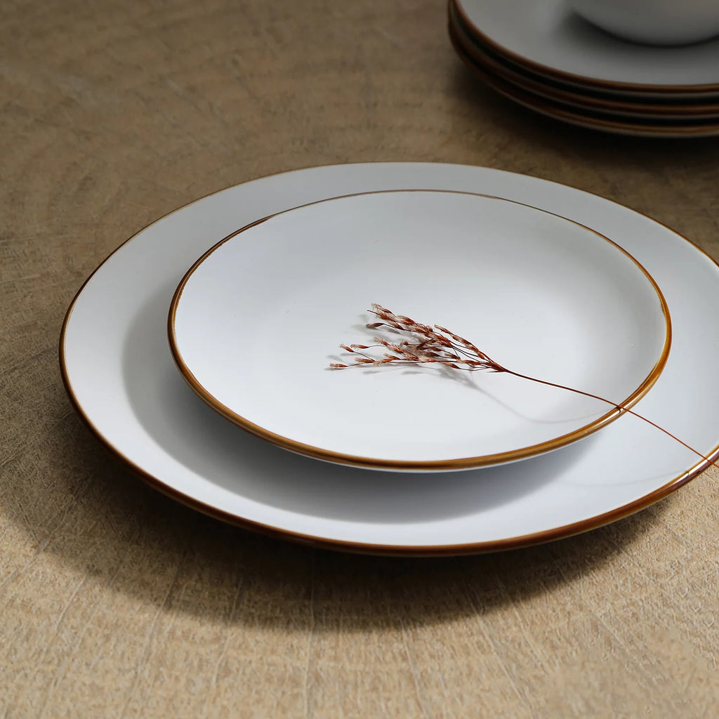 White 16-Piece Stoneware Dinnerware Set S134