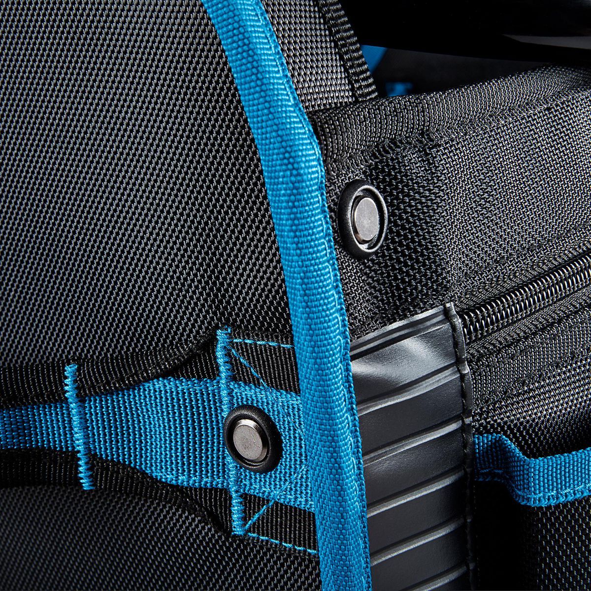 20 in. Tool Tote with 21 Pockets Z4781