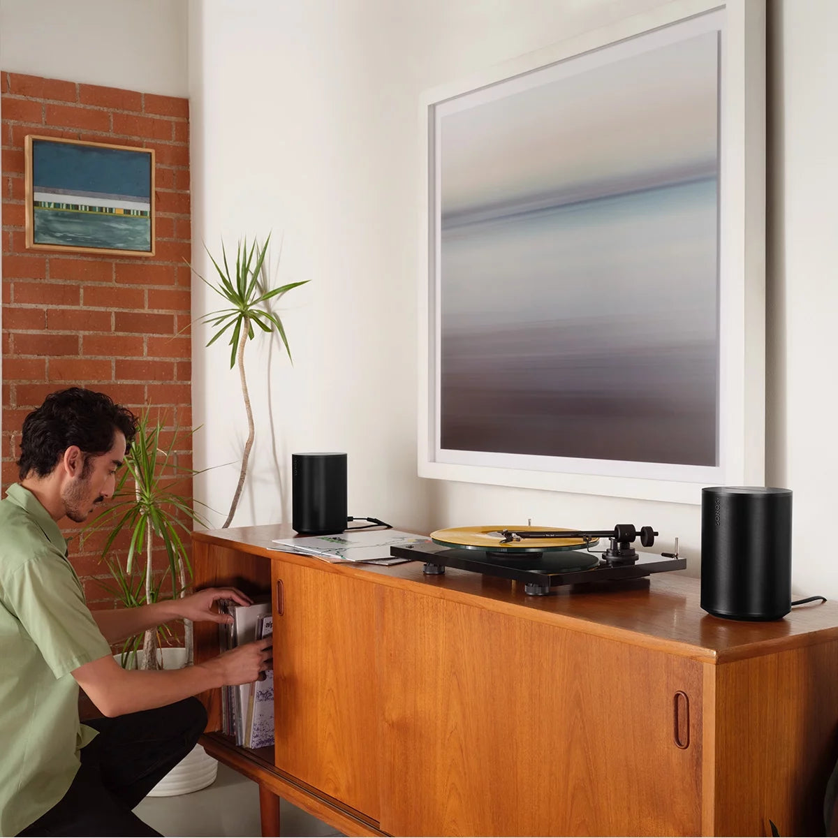 Black Wireless Smart Speaker with Bluetooth J871