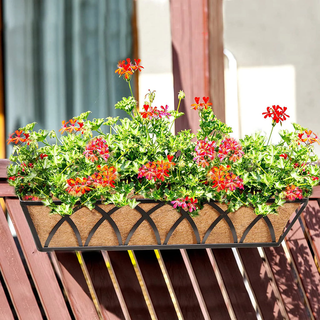 24 Inch Metal Hanging Planter with Coco Liner, 4pcs G683008