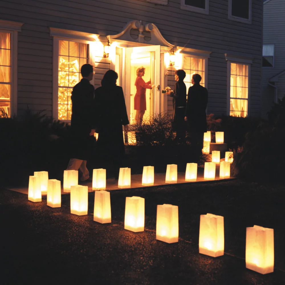 White Set of 12 Candle Luminaria Kit D898