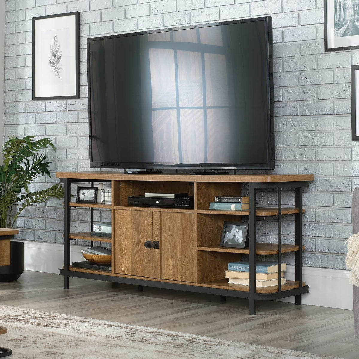 TV Credenza, Etched Oak Finish F6820
